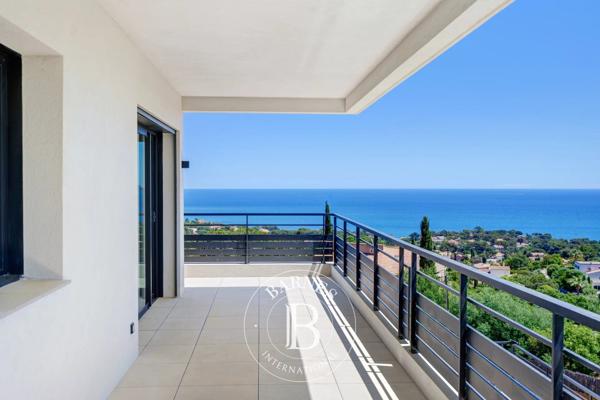 Les Issambres, Villa 7 Chambres -  540 m² à vendre