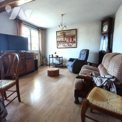 Maison à Vendre à Saint-Parres-lès-Vaudes (10260) en Aube (10), 

Cette maison de 145 m² de s...