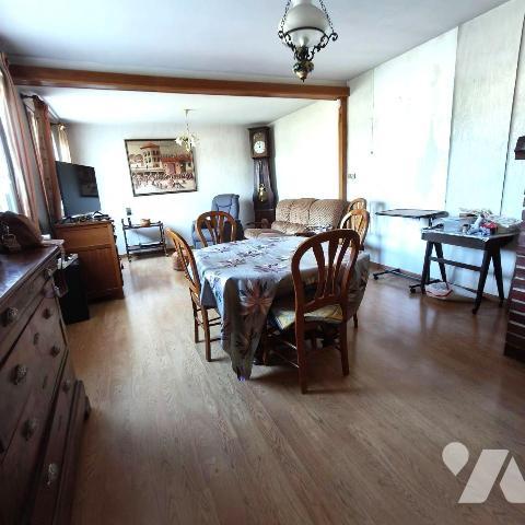 Maison à Vendre à Saint-Parres-lès-Vaudes (10260) en Aube (10), 

Cette maison de 145 m² de s...