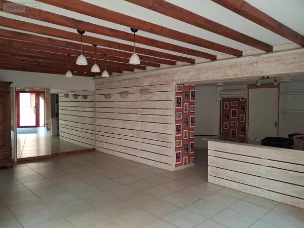 Fonds et/ou murs commerciaux à louer à Tossiat dans l'Ain (01250), ref : 01083-L141