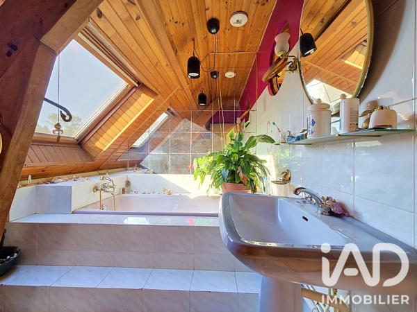 Maison à vendre 5 pièces 95 m² Mandres-les-Roses