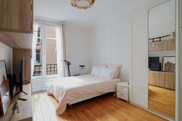 Appartement Paris 7e - BAC / RASPAIL