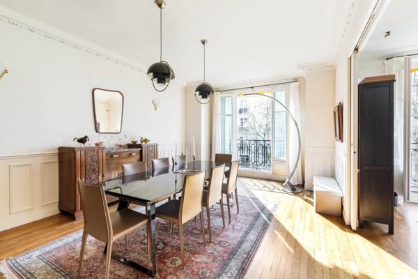 Appartement Paris 7e - BAC / RASPAIL