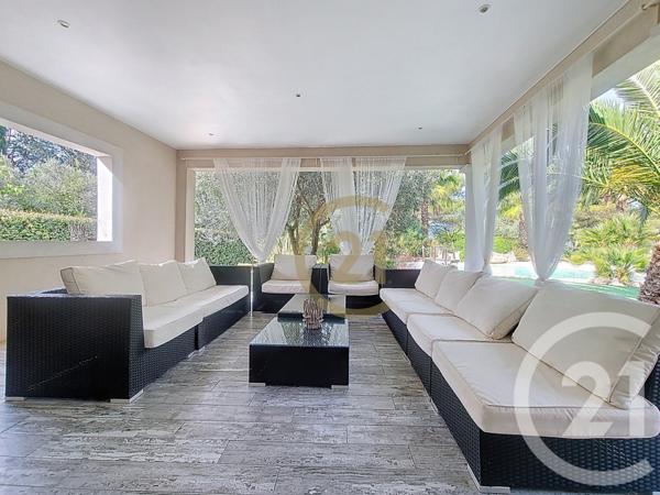 Maison à vendre  7 pièces - 299,63 m2 DRAGUIGNAN - 83