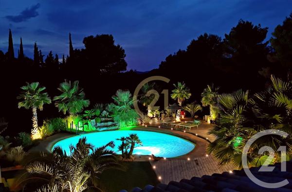 Maison à vendre  7 pièces - 299,63 m2 DRAGUIGNAN - 83