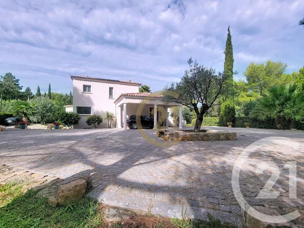 Maison à vendre  7 pièces - 299,63 m2 DRAGUIGNAN - 83
