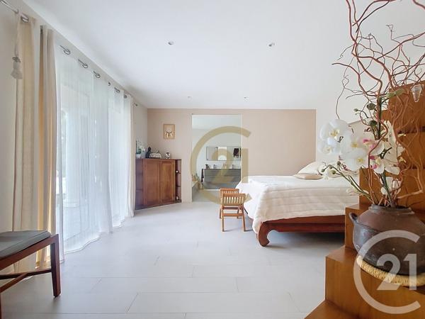 Maison à vendre  7 pièces - 299,63 m2 DRAGUIGNAN - 83