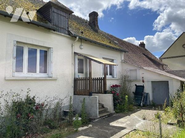 MAISON DE VILLAGE AVEC JARDIN