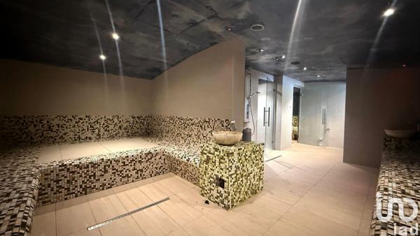 Location local d’activité 136 m² Échirolles