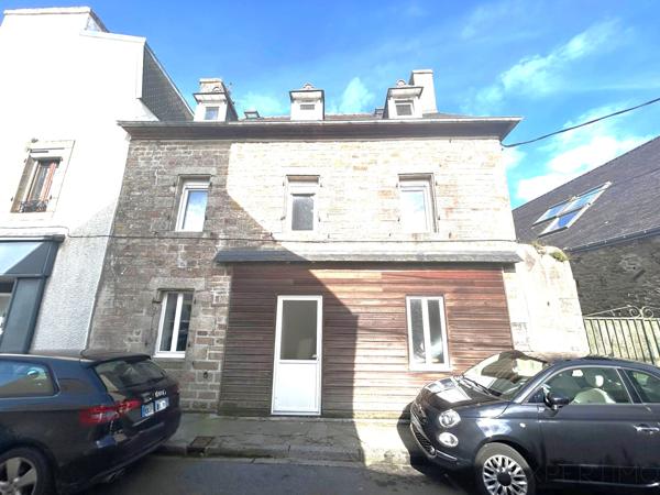 Lesneven (29260) Immeuble plein centre ville Lesneven