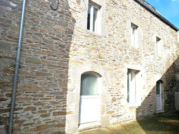 Lesneven (29260) Immeuble plein centre ville Lesneven