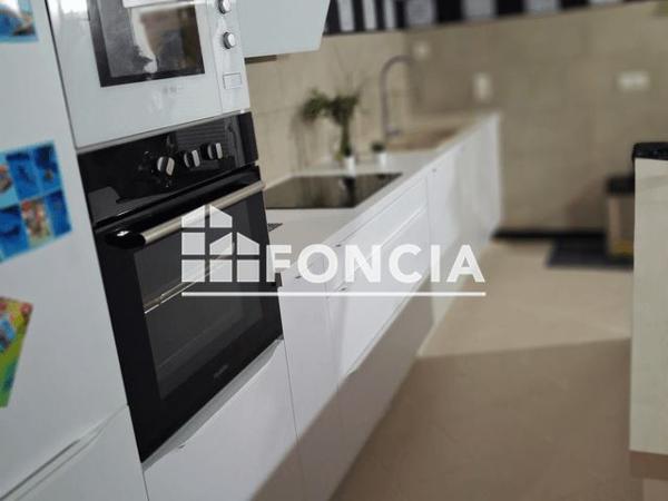 Location Appartement 4 pièces 149.1 m² - 2 place de la Halle 57970 KOENIGSMACKER Koenigsmacker 57970