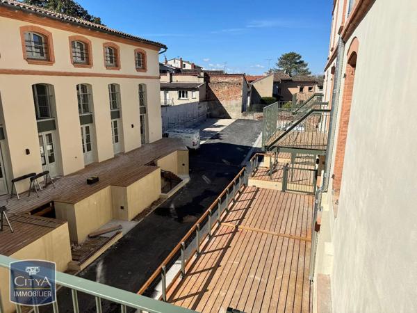 Appartement à louer 2 pièces 48.46m² Montauban (82000)
