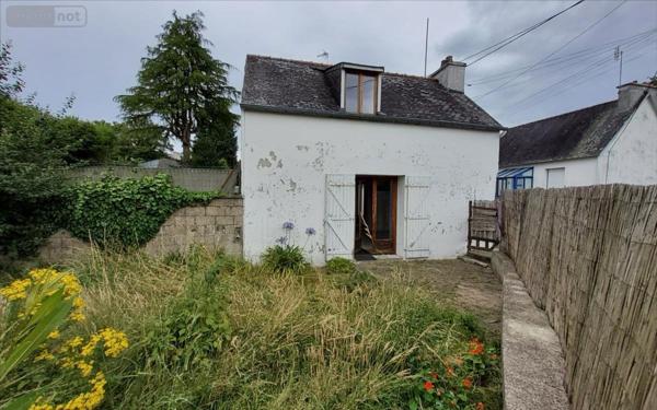 Maison individuelle à vendre à Carhaix-Plouguer dans le Finistère (29270), ref : 29066-1084557