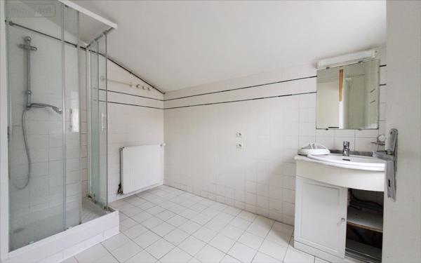 Maison individuelle à vendre à Carhaix-Plouguer dans le Finistère (29270), ref : 29066-1084557