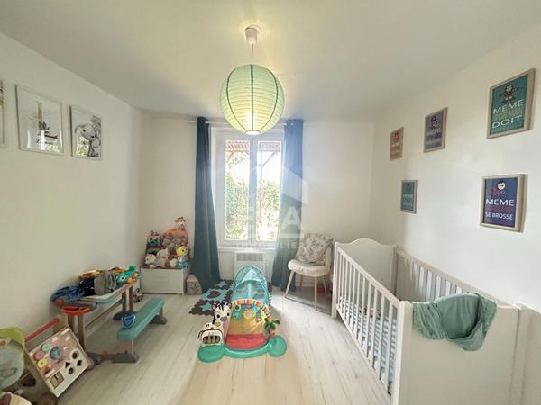 Maison individuelle avec grand terrain a LARDY 91510