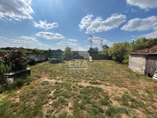 Maison individuelle avec grand terrain a LARDY 91510