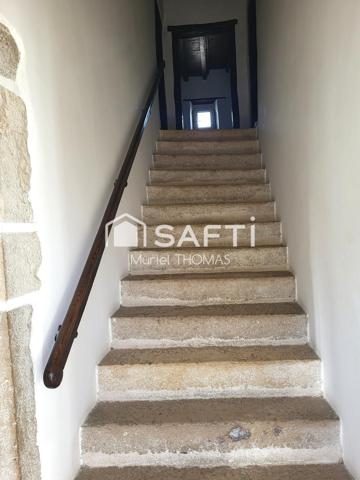 5 Chambres dont une au rez-de-chaussée. PROCHE MORESTEL