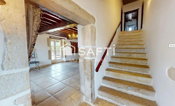 5 Chambres dont une au rez-de-chaussée. PROCHE MORESTEL