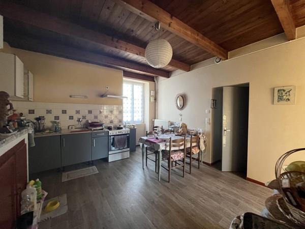 Maison à vendre |  Pont-l'Abbé-d'Arnoult |  4 pièces | 80 m²