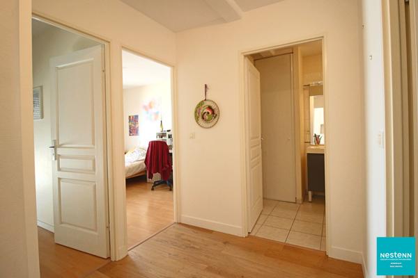 Appartement 3 pièces avec parking sécurisé