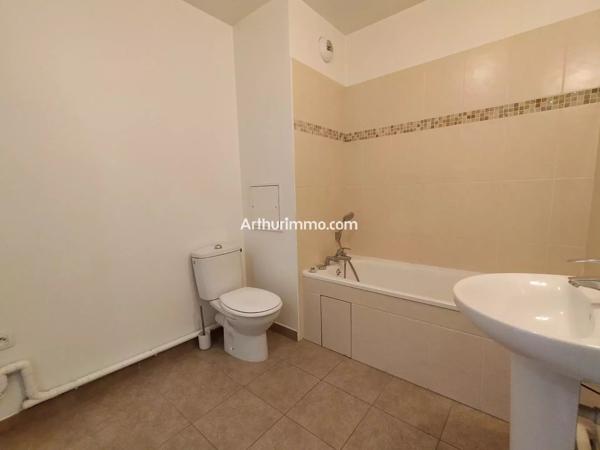 Vente                                                      Appartement
                        
                     1 pièces                      26 m2                     à Sucy-en-Brie