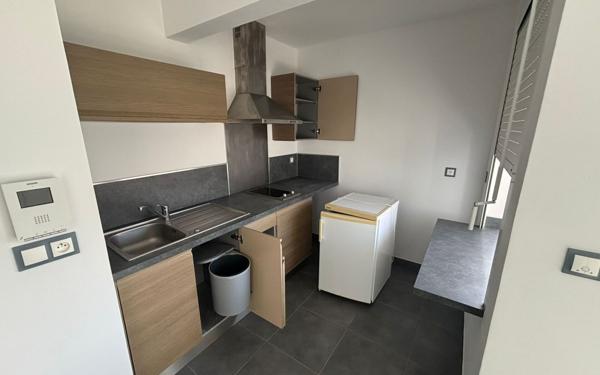 Appartement à louer    1 pièce • 23,06 m2 Cayenne