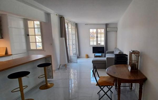 Appartement  47 m2 - A 200 mètres du port et de la plage de La Madrague