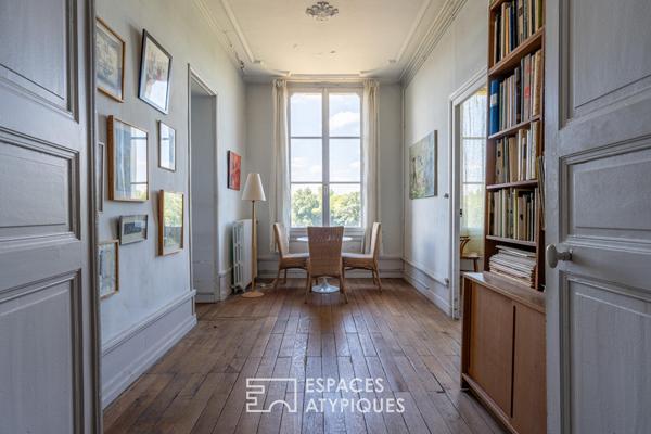 Hôtel particulier historique avec vue sur la Vienne