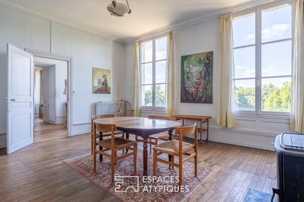 Hôtel particulier historique avec vue sur la Vienne