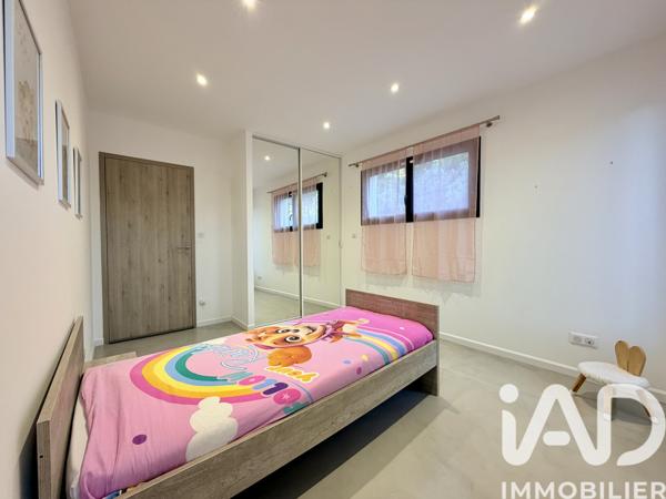 Maison à vendre 6 pièces 177 m² Solliès-Toucas