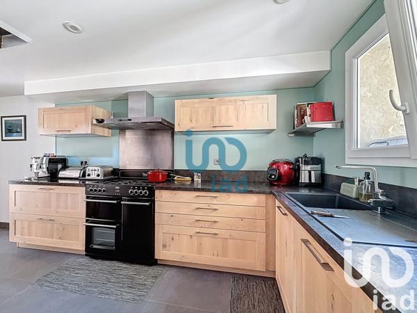 Maison à vendre 10 pièces 272 m² Gordes