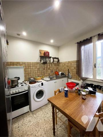 MAISON INDIVIDUELLE  AVEC GARAGE et jardin au calme