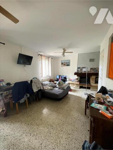 MAISON INDIVIDUELLE  AVEC GARAGE et jardin au calme