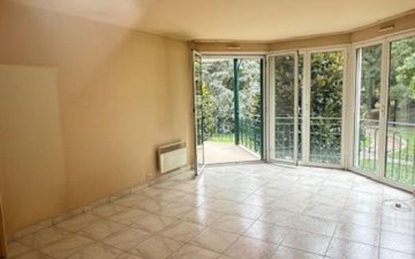 Appartement à vendre    3 pièces • 71,03 m2 La Varenne - Saint-Maur-des-Fossés