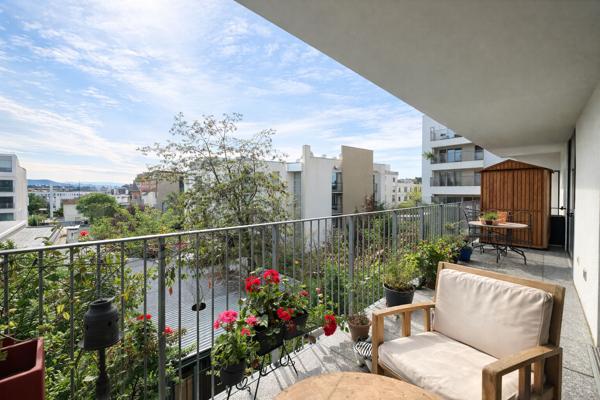 NANTERRE Appartement familial 4 pièces avec balcon