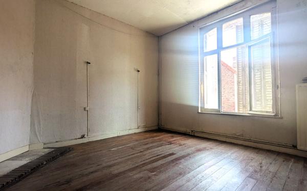 Maison à vendre    5 pièces •  Laon