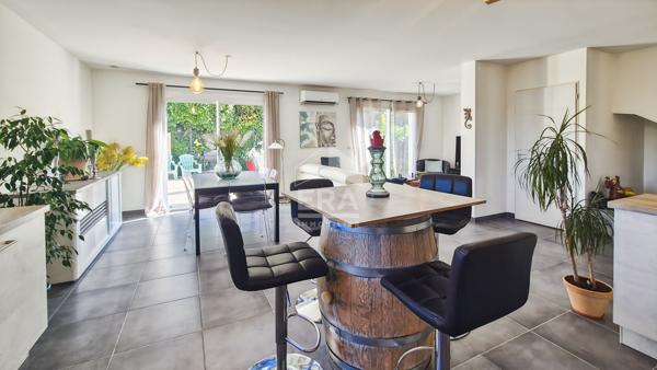 CHATEAURENARD - Maison récente proche centre ville