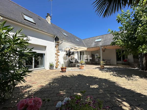 Maison Saint-sauveur-villages