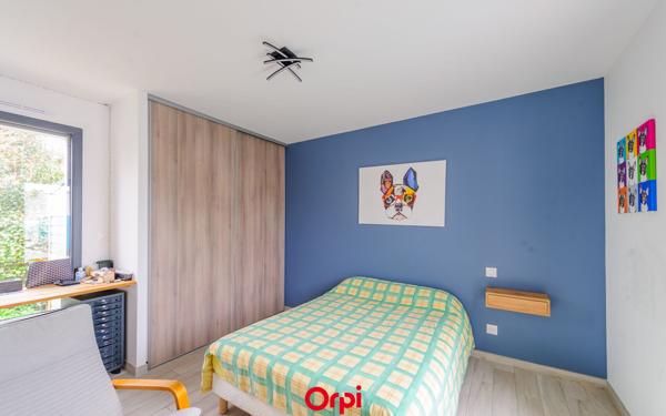 Maison à vendre    5 pièces •  L'Houmeau