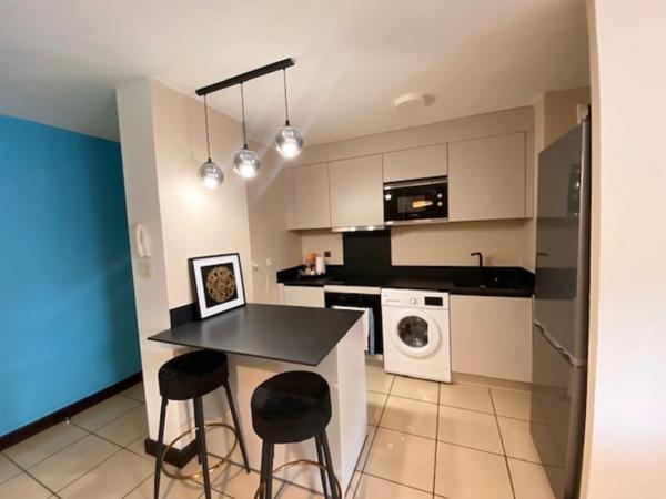 Appartement à vendre T3 meublé à SAINTE CLOTILDE (974)