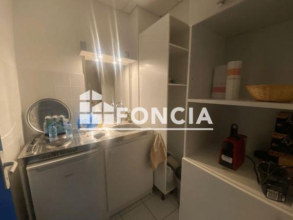 Location Local commercial 4 pièces 94.5 m² - 27 RUE PAUL HENRI SPAAK Valence 26000