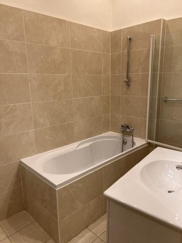 APPARTEMENT T5 - QUARTIER AINAY