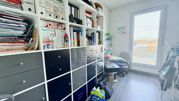 Appartement dernier étage 4 chambres / ascenseur