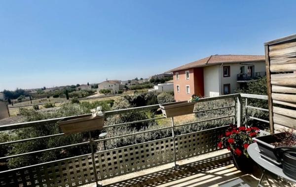 Vente Appartement P2 bis avec balcon rénové(e) Saint-gilles   