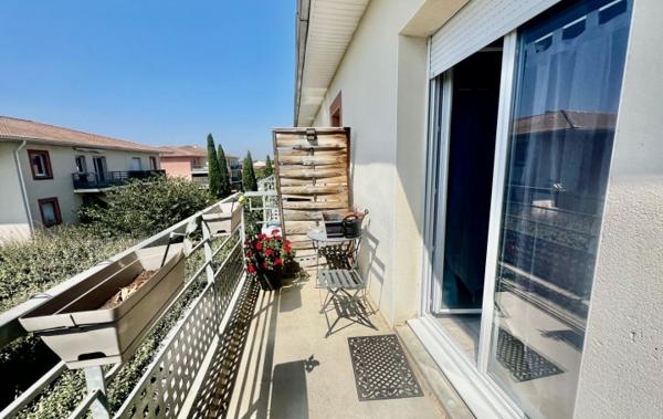 Vente Appartement P2 bis avec balcon rénové(e) Saint-gilles   