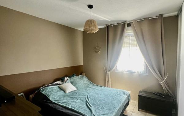 Vente Appartement P2 bis avec balcon rénové(e) Saint-gilles   