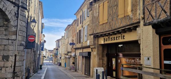 Immeuble de rapport 305m² à vendre EAUZE (32)