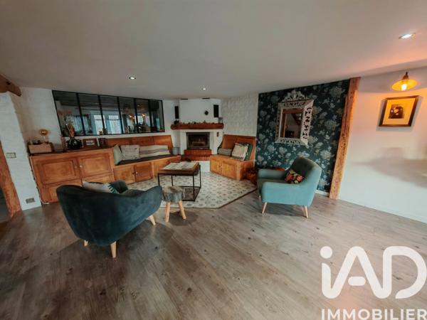 Maison à vendre 8 pièces 222 m² Taintrux