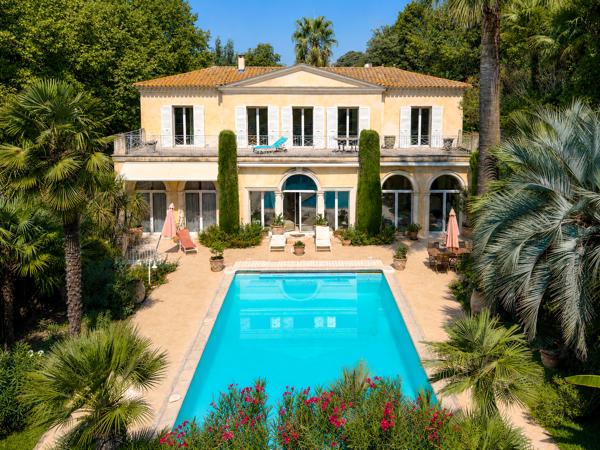 Vente Maison de luxe Béziers 12 Pièces 440 m²